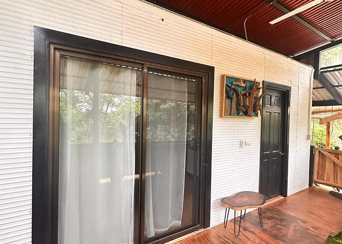 Casa Laurel